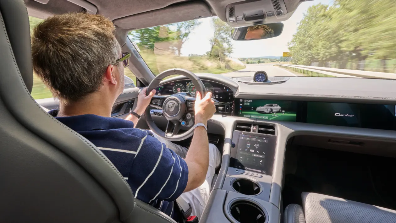 Porsche Taycan E-Shift interior