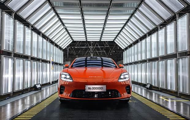 Officially Launched on June 26 / Pre-sale Starting at 219,900 RMB – First Production Qijing GT7 Rolls Off the Line