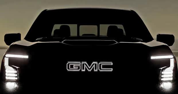 Sticking with Big Displacement Naturally Aspirated! Striking Design – New GMC Sierra Teaser Image