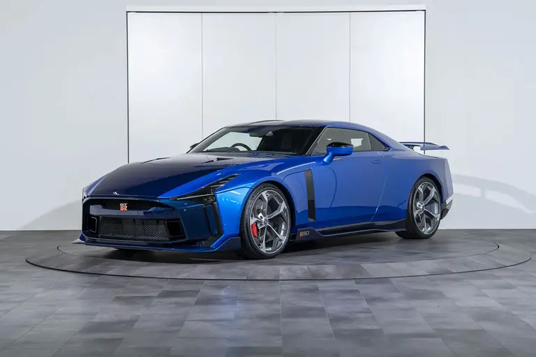 닛산 GT-R 50