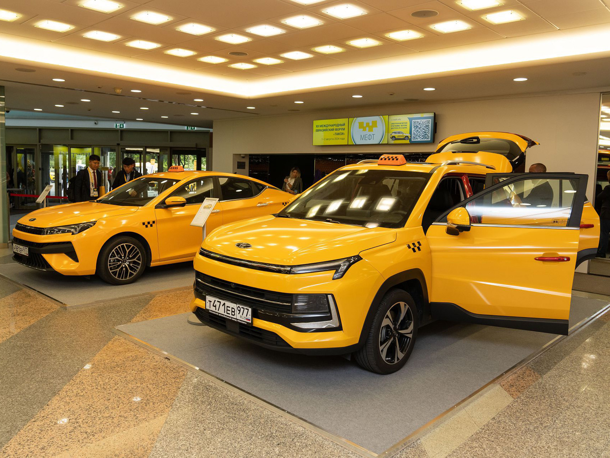 MEFT launches public discussions on changes to taxi regulation