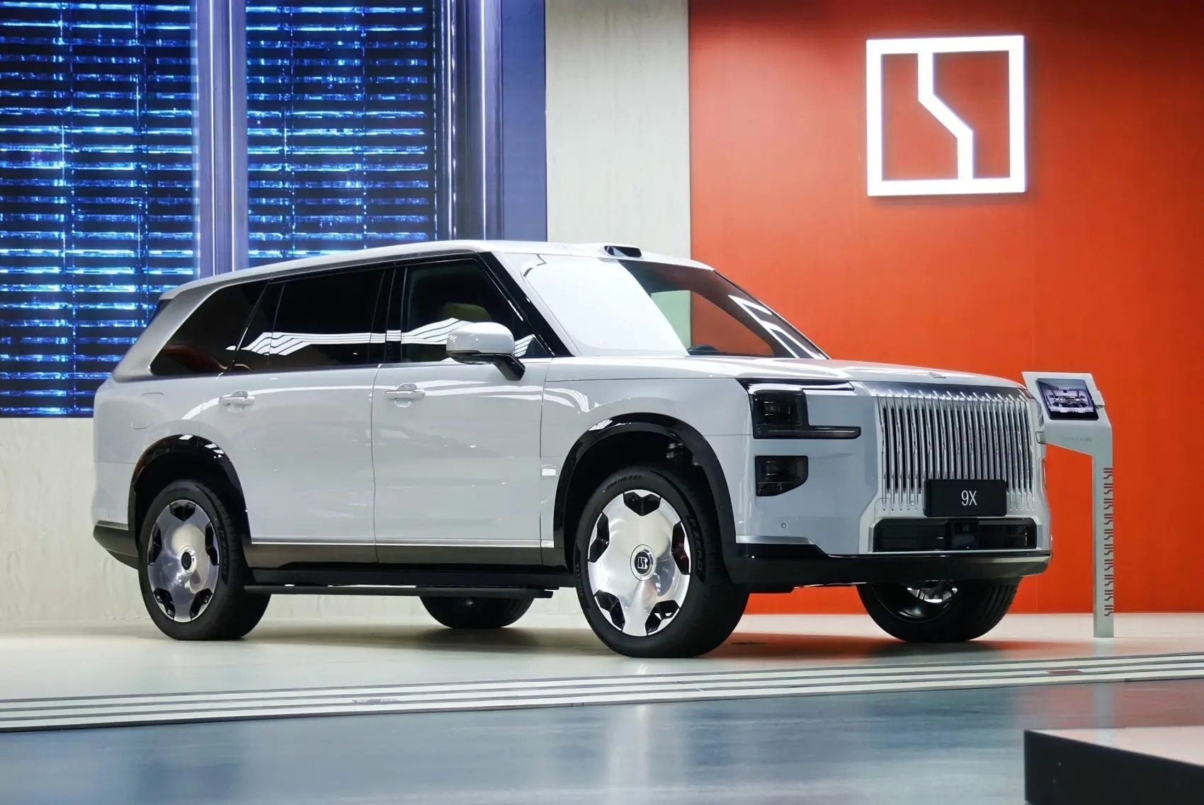 This massive Range Rover-fighting SUV from China is coming to Europe