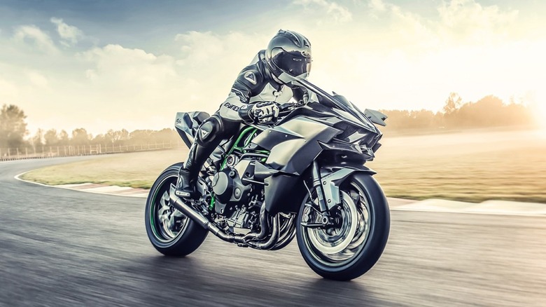 Kawasaki’s Fastest Motorcycles, Ranked By Top Speed