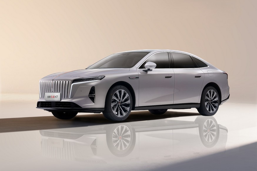 New-generation Hongqi H7 sedan ready for sales launch, available with all-wheel drive