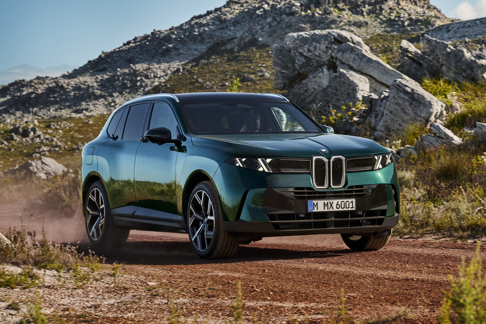 Declassified BMW X5 of the fifth generation: new design and a variety of technology, prices are known